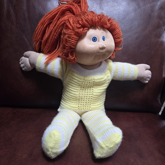 Skinny Belt Bundle: Brown, Black, Navy and Rust Red - Picture 12 of 16